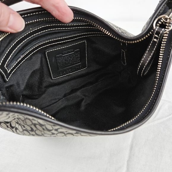 Coach hobo black gray purse with dust bag - Picture 12 of 15